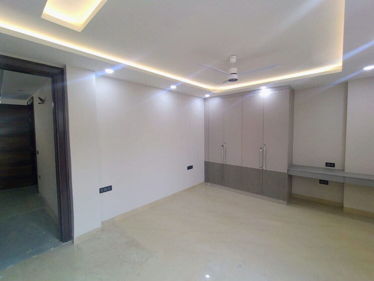 Master Bedroom, rana pratap bagh 4 Bedroom 256 Sq.Yd. Builder Floor In Rana Pratap Bagh Delhi 9582424