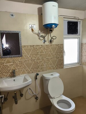 Team Area in 2 BHK Apartment at Amrapali Dream Valley, Tech Zone 4 Greater Noida – for Sale