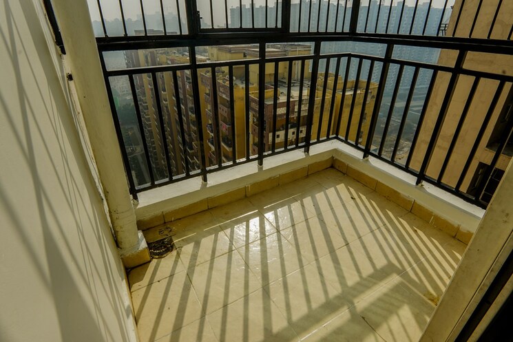 Balcony, amrapali-zodiac 3 Bedroom 1550 Sq.Ft. Apartment In Sector 120 Noida 9582426