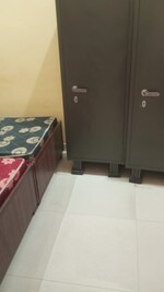 5000 Sq.Ft. Pg in Lalit Pg 