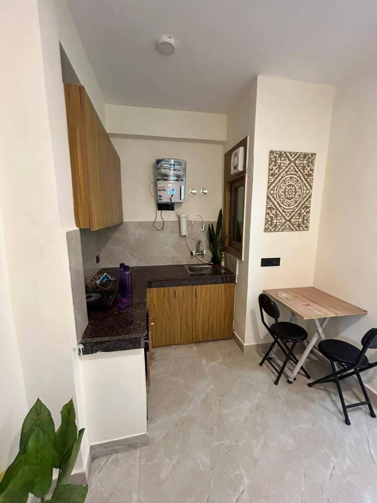 Kitchen, saket 1 Bedroom 500 Sq.Ft. Builder Floor In Saket Delhi 9582455