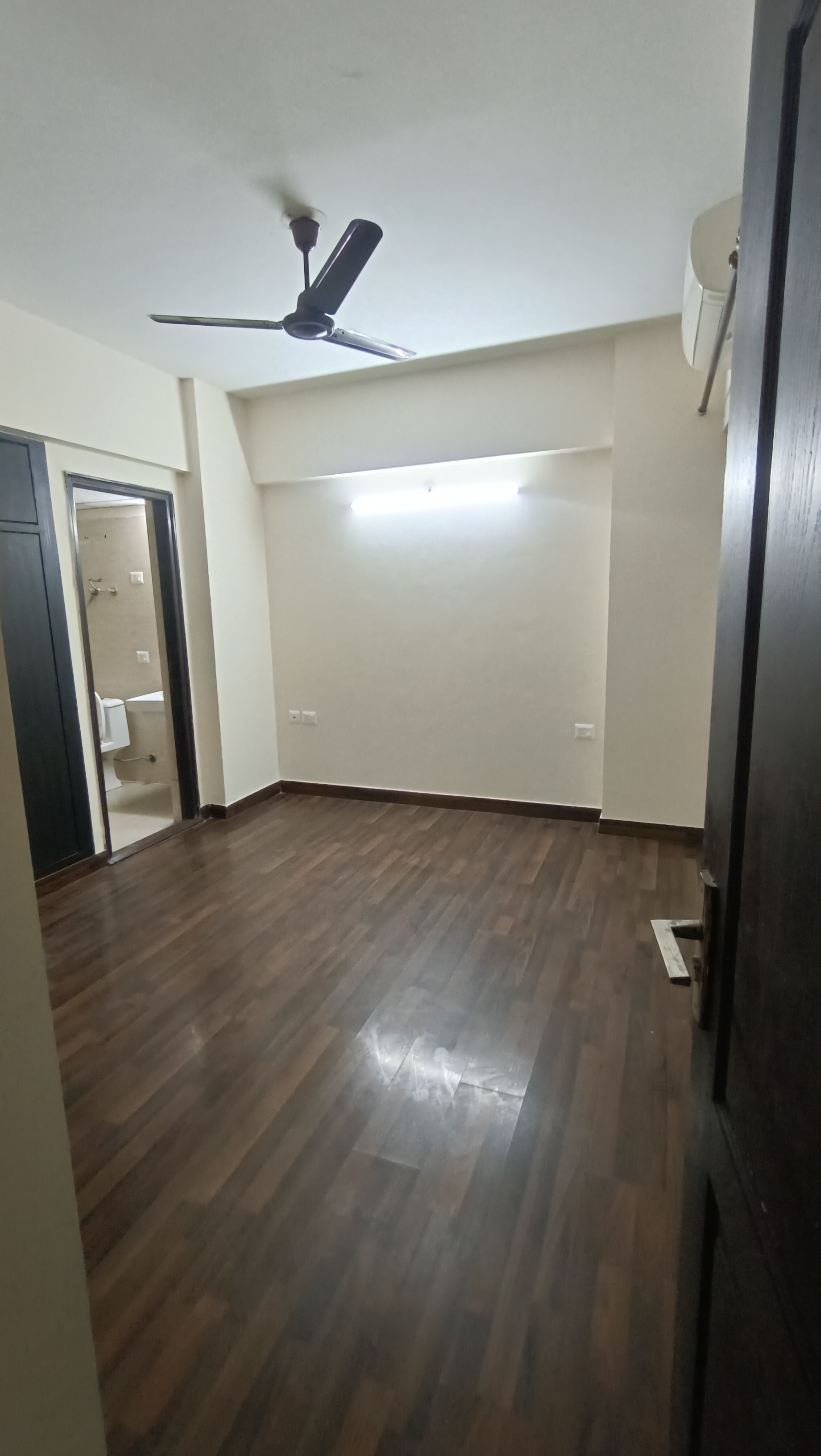 2 BHK Apartment For Rent in Sethi Max Royal