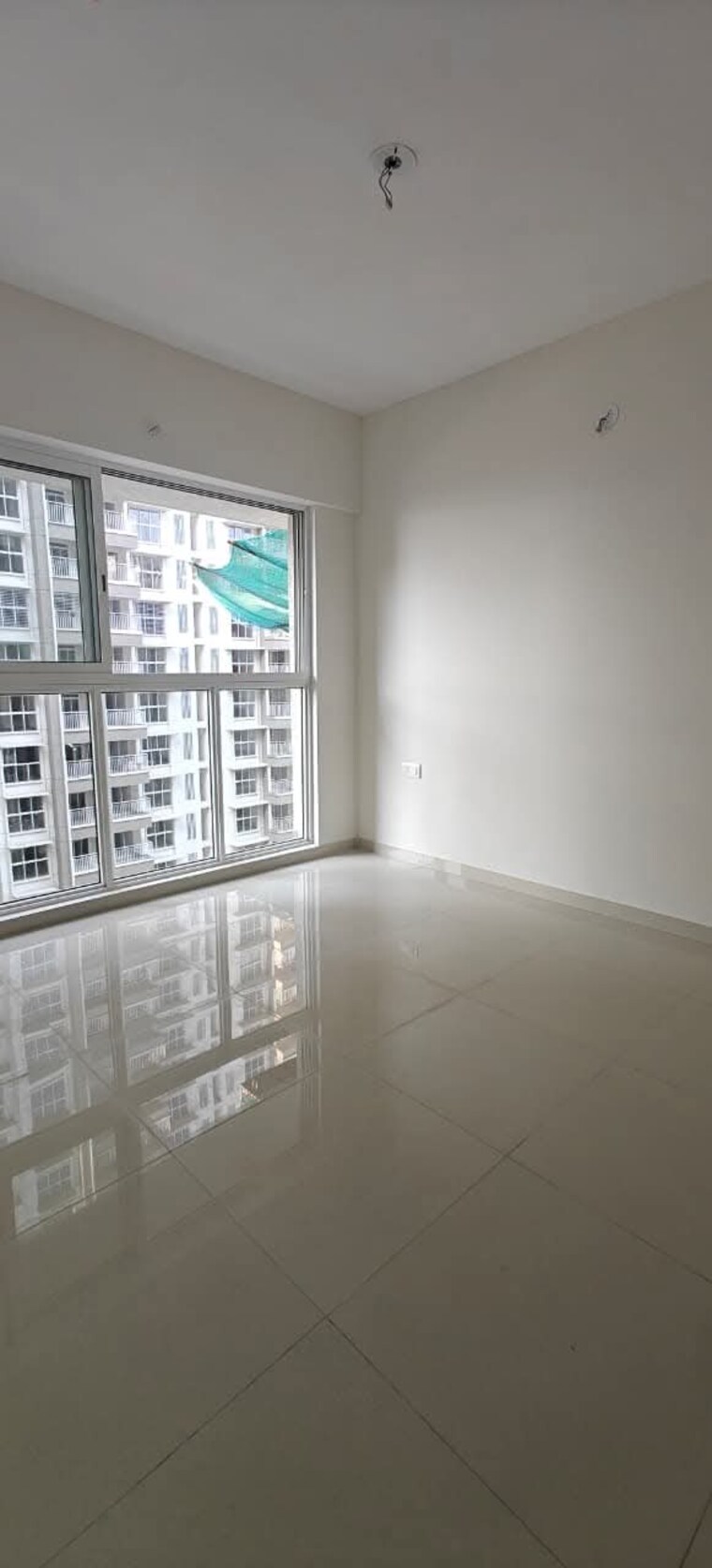 Living Room, lodha-amara 2 Bedroom 900 Sq.Ft. Apartment In Kolshet Road Thane 9582481