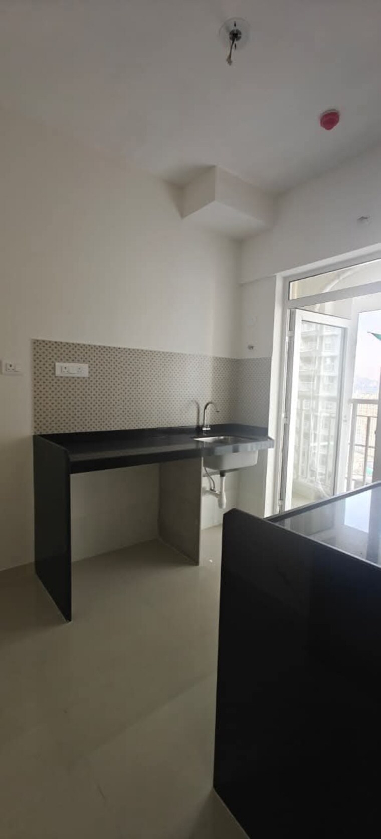 Kitchen, lodha-amara 2 Bedroom 900 Sq.Ft. Apartment In Kolshet Road Thane 9582481