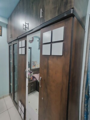 Room in 2 BHK Apartment at Sanand – for Rent