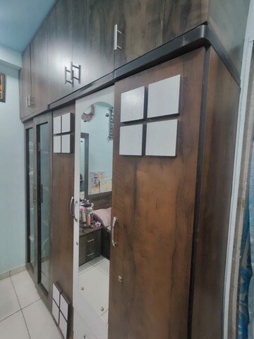 Room in 2 BHK Apartment at Sanand – for Rent