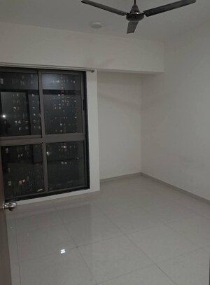 2 BHK Apartment For Rent in Runwal Eirene, Balkum Pada