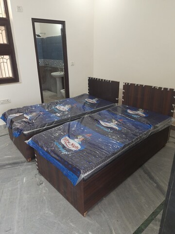 Furnished Amenities in  Pg at Sector 51 – for Rent