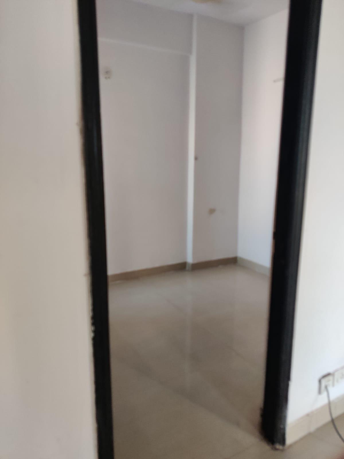 2 BHK + Study Room Apartment For Sale in Amrapali Zodiac