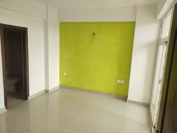 Room in 3 BHK Apartment at Amrapali Platinum, Sector 119 – for Sale