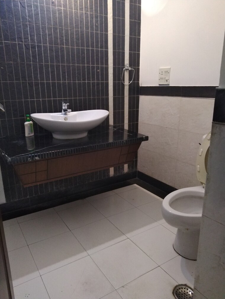 Kitchen, panchsheel park 5 Bedroom 7200 Sq.Ft. Builder Floor In Panchsheel Park Delhi 9582523