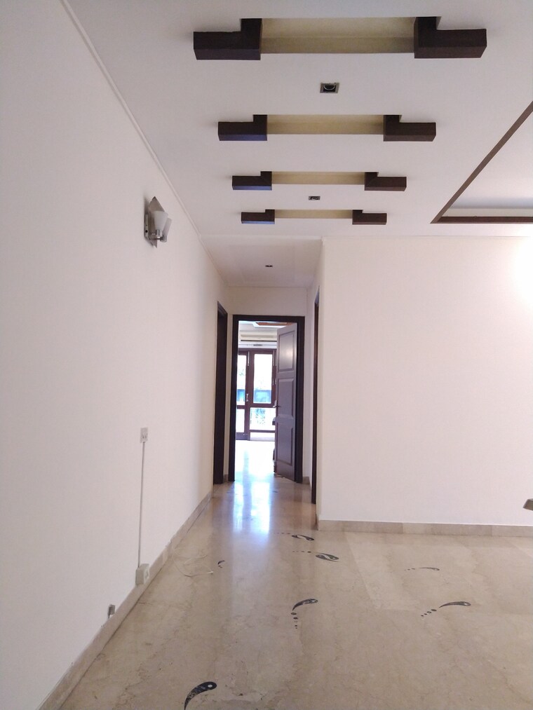 undefined, panchsheel park 5 Bedroom 7200 Sq.Ft. Builder Floor In Panchsheel Park Delhi 9582523