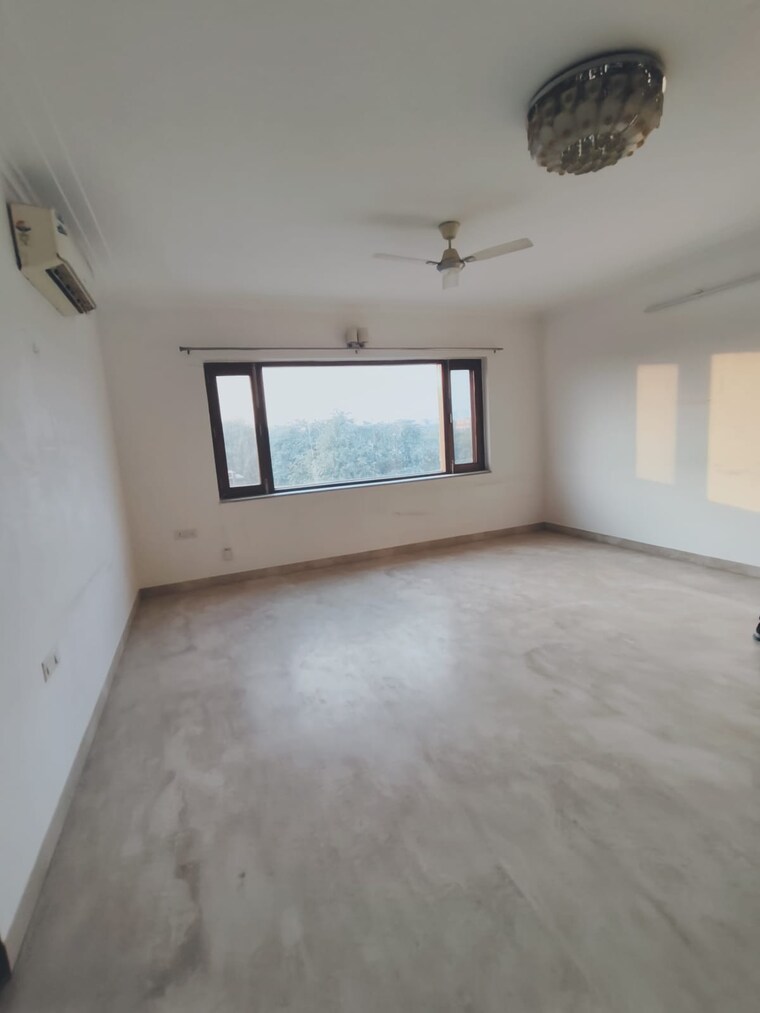 Room, palam-vihar-residents-association 3 Bedroom 2430 Sq.Ft. Builder Floor In Palam Vihar Gurgaon 9582545