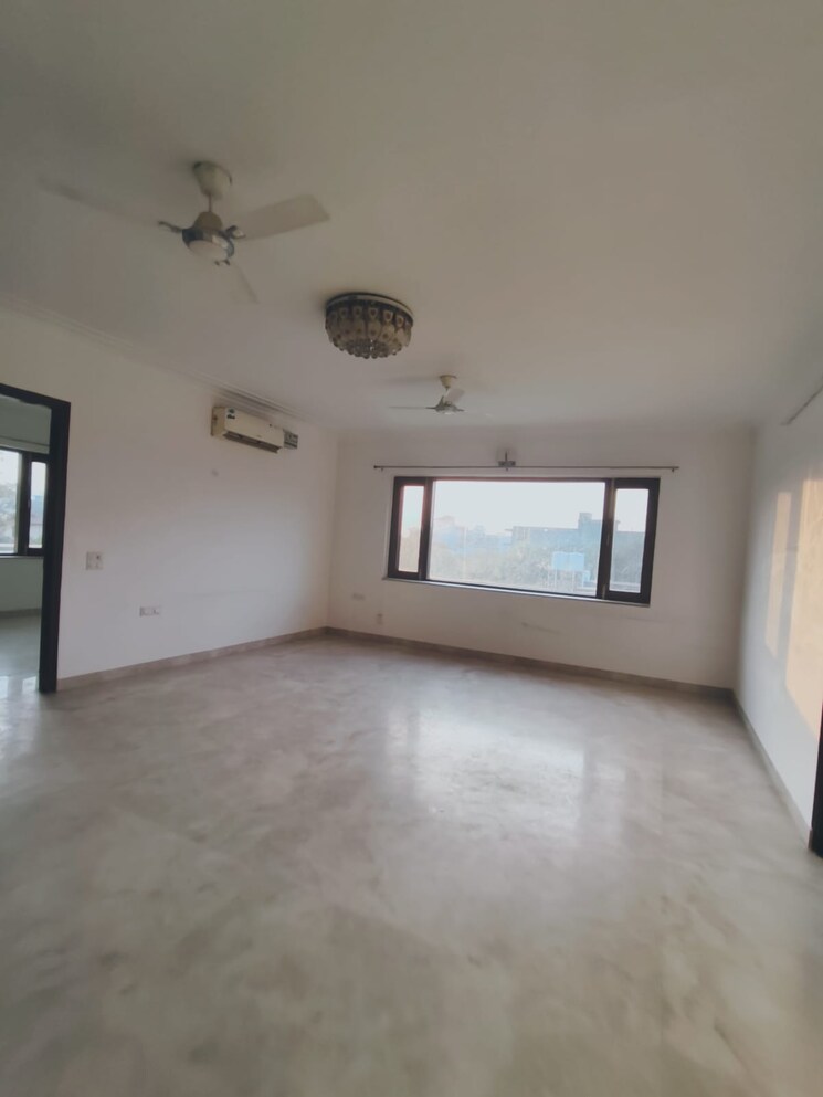 Room, palam-vihar-residents-association 3 Bedroom 2430 Sq.Ft. Builder Floor In Palam Vihar Gurgaon 9582545