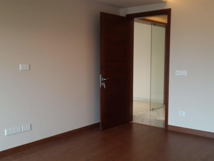 Room, panchsheel park 4 Bedroom 4500 Sq.Ft. Builder Floor In Panchsheel Park Delhi 9582552