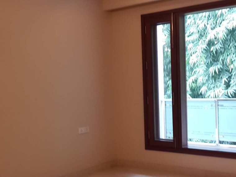 Room, panchsheel park 4 Bedroom 4500 Sq.Ft. Builder Floor In Panchsheel Park Delhi 9582552