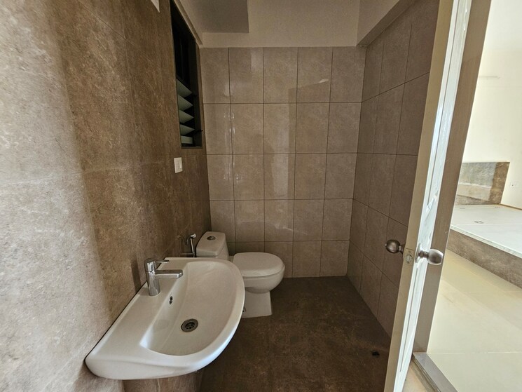 Bathroom, magarpatta-riverview-city 2.5 Bedroom 1150 Sq.Ft. Apartment In Loni Kalbhor Pune 9582572