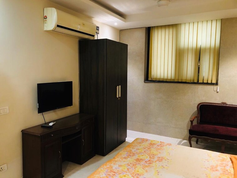 Bedroom, chittaranjan park 1 Bedroom 700 Sq.Ft. Builder Floor In Chittaranjan Park Delhi 9582577