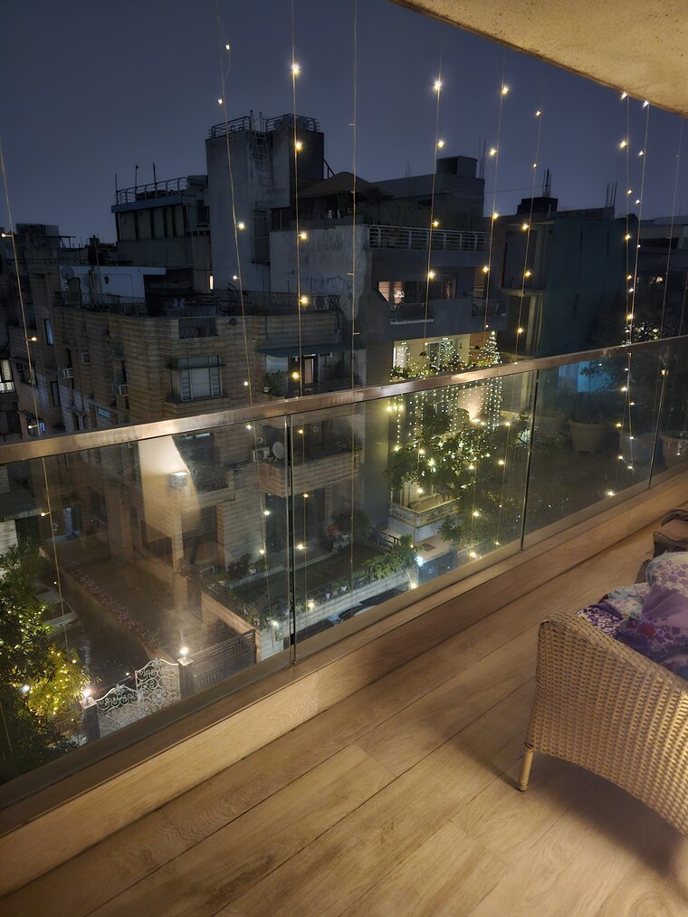 Balcony, greater kailash ii 4 Bedroom 3000 Sq.Ft. Builder Floor In Greater Kailash ii Delhi 9582586