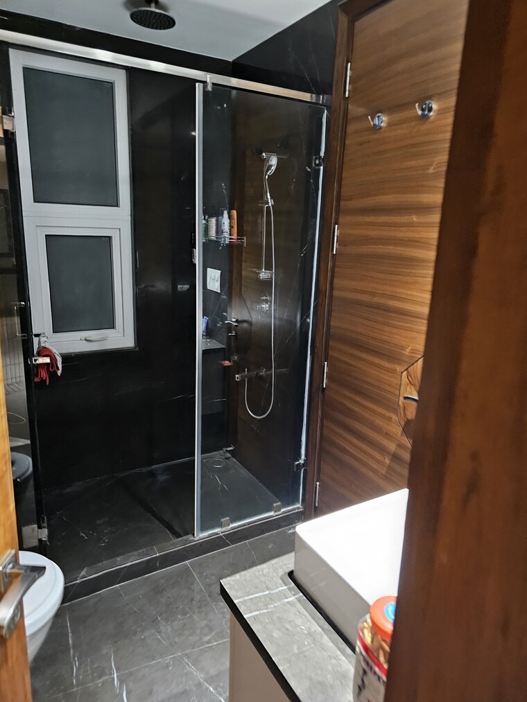 Bathroom, greater kailash ii 4 Bedroom 3000 Sq.Ft. Builder Floor In Greater Kailash ii Delhi 9582586