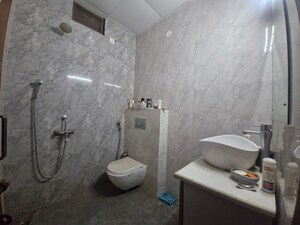 Bathroom in Studio Builder Floor at Sector 39 – for Rent