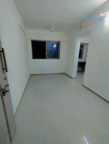 Room in 1 BHK Apartment at Sadguru Complex I, Goregaon East – for Rent