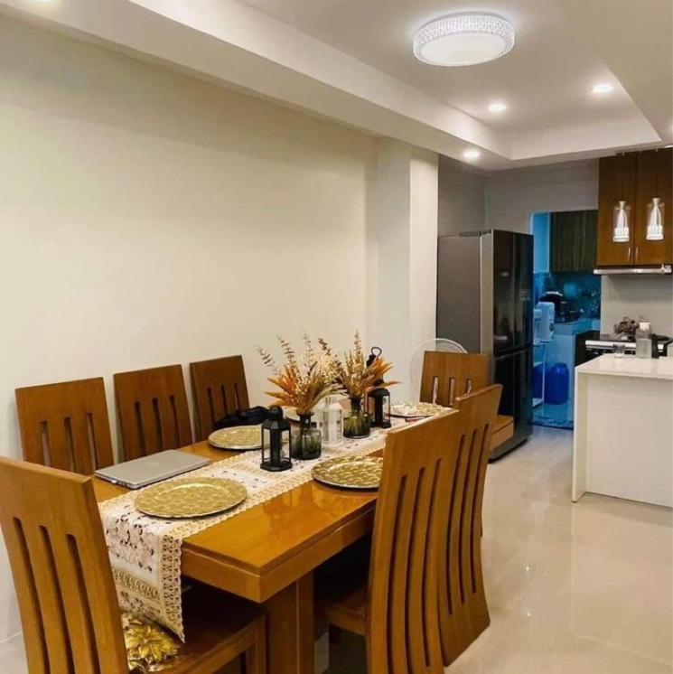 Dining area, sector 76 2 Bedroom 1077 Sq.Ft. Builder Floor In Sector 76 Noida 9582601