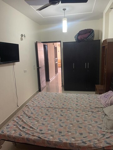 Bedroom in 3 BHK Builder Floor at Kailash Colony – for Rent
