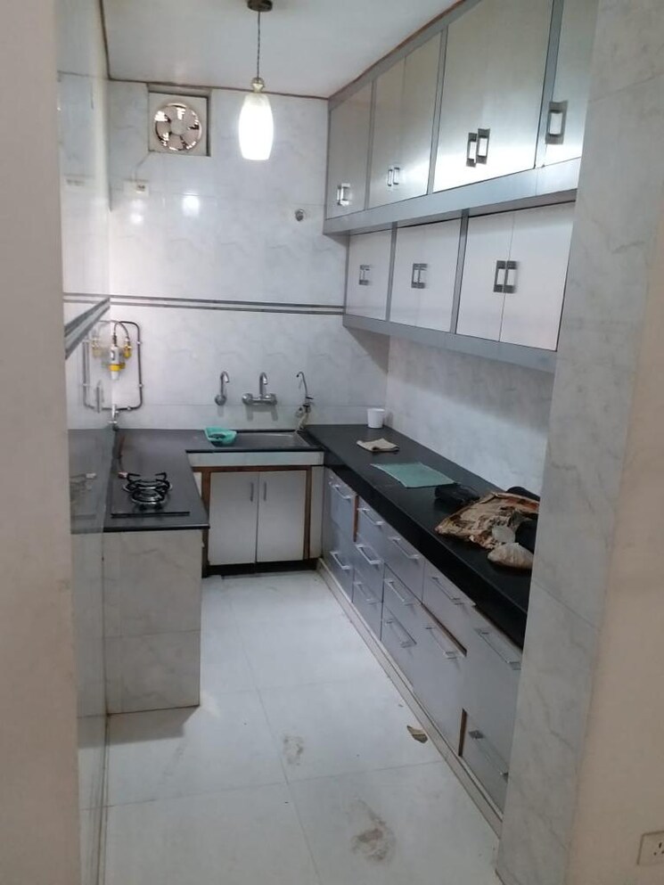 Kitchen, kalkaji 3 Bedroom 1450 Sq.Ft. Builder Floor In Kalkaji Delhi 9582617