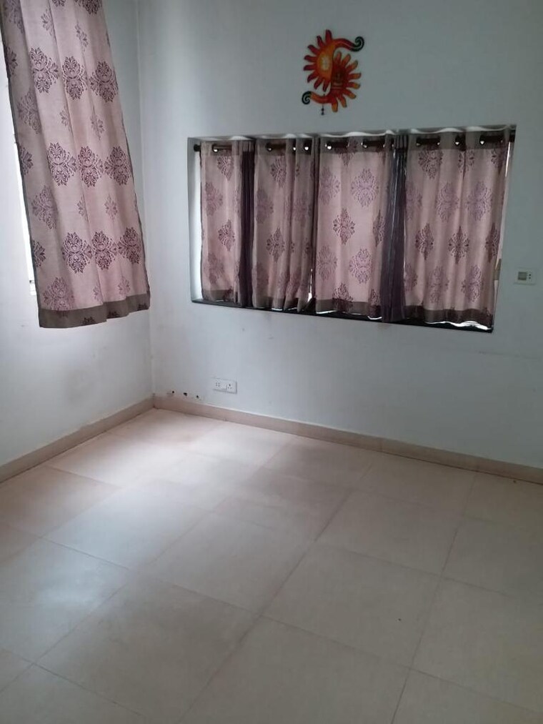 Room, kalkaji 3 Bedroom 1450 Sq.Ft. Builder Floor In Kalkaji Delhi 9582617