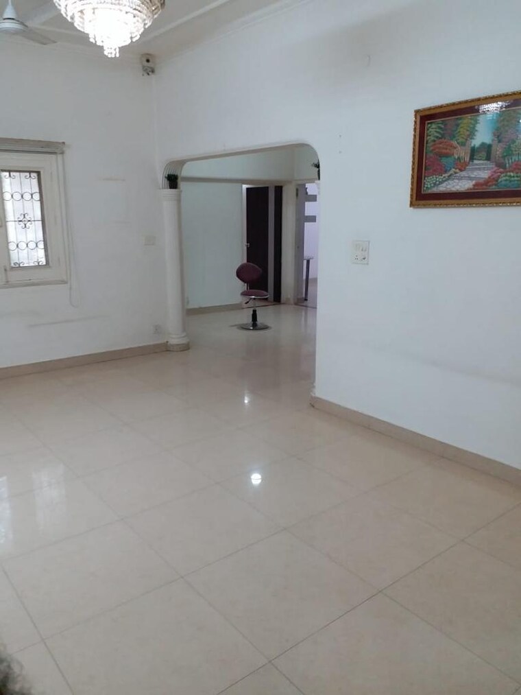 Room, kalkaji 3 Bedroom 1450 Sq.Ft. Builder Floor In Kalkaji Delhi 9582617