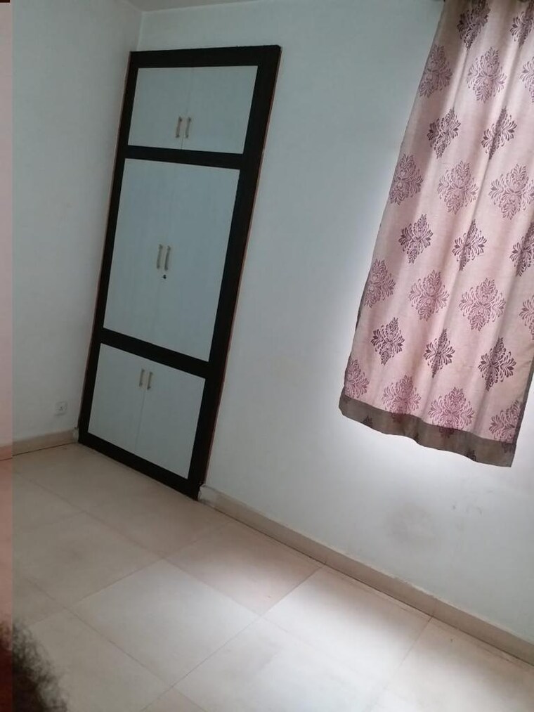 Room, kalkaji 3 Bedroom 1450 Sq.Ft. Builder Floor In Kalkaji Delhi 9582617