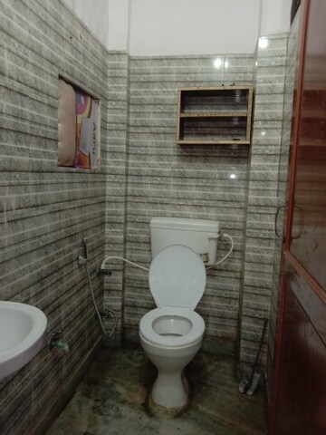 Bathroom in 3 BHK Builder Floor at Dwarka Mor – for Rent