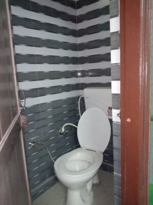Bathroom in 3 BHK Builder Floor at Dwarka Mor – for Rent