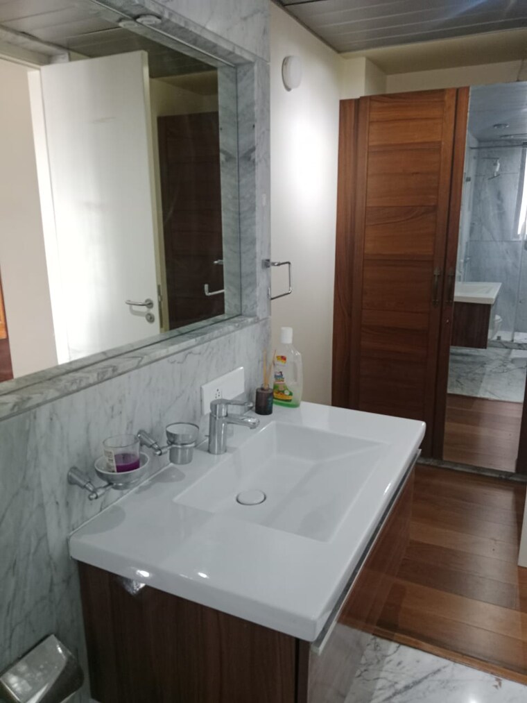 Bathroom, kasturi-the-balmoral-estate 5 Bedroom 2800 Sq.Ft. Apartment In Baner Pune 9582639