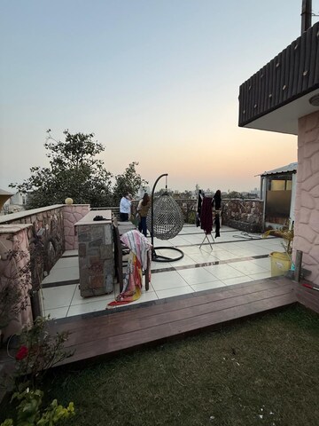 Terrace in 1 BHK Builder Floor at Kalkaji – for Rent