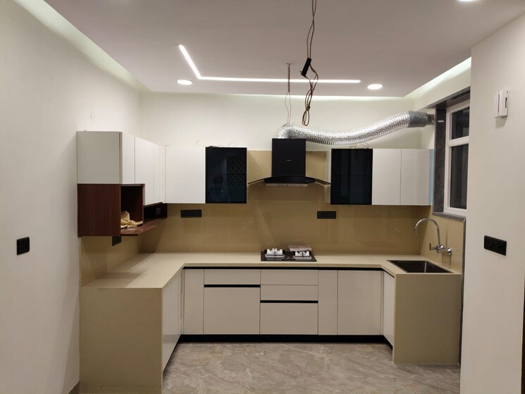 Master Bedroom, skynet-towers 3 Bedroom 1500 Sq.Ft. Builder Floor In Patiala Road Zirakpur 9582653