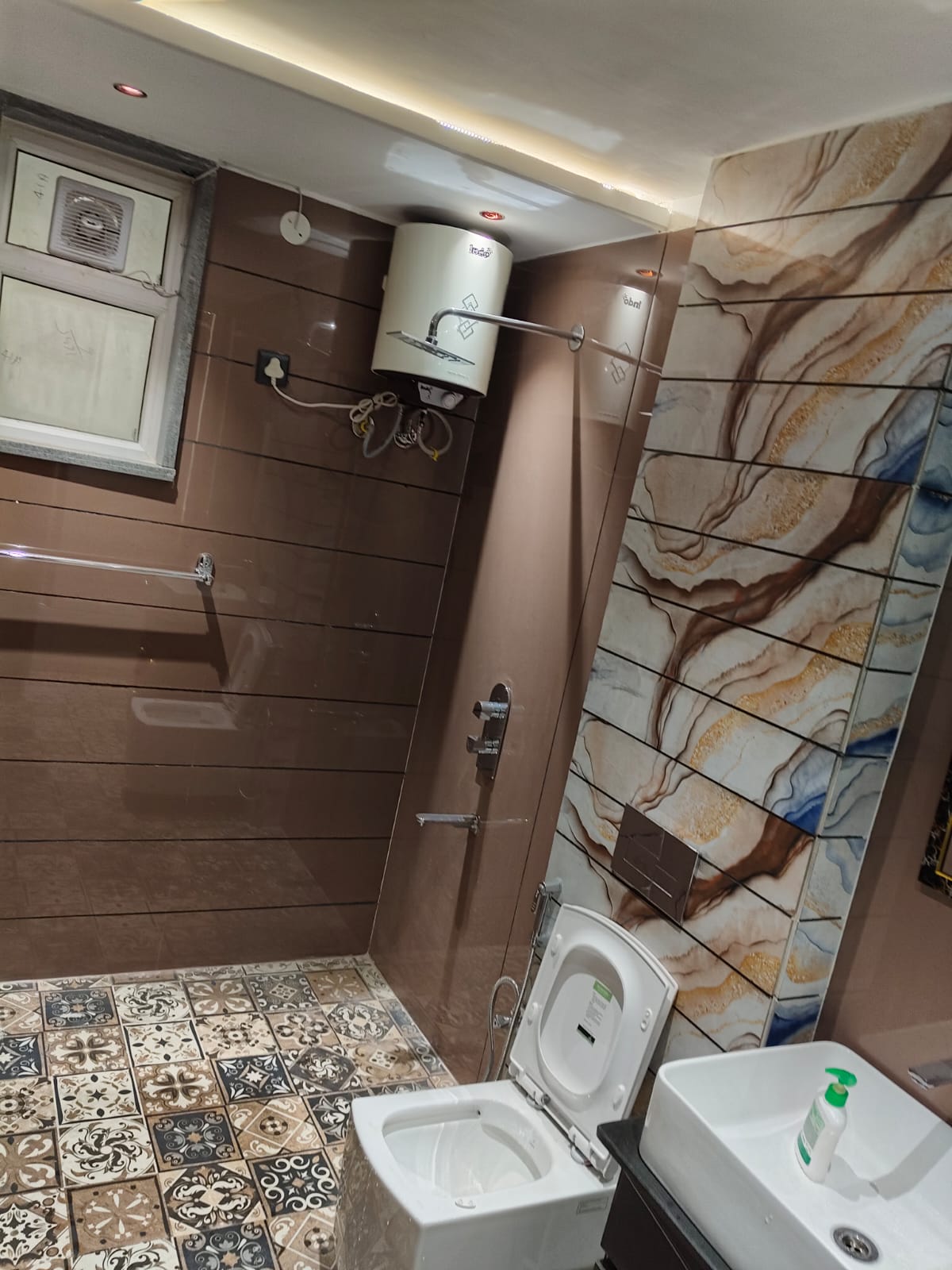 3 BHK + Study Room 1630 Sq.Ft. Apartment in CRD Golden Castle