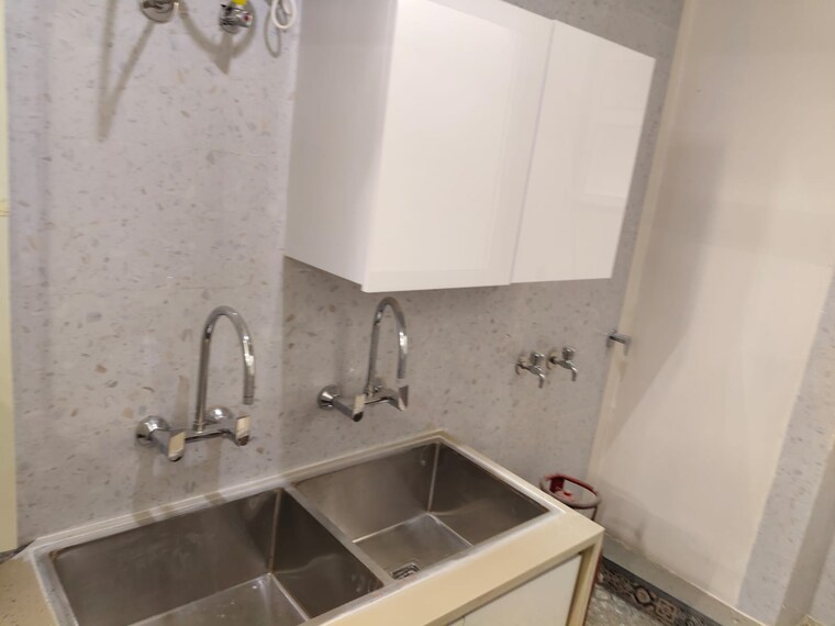 Kitchen, crd-golden-castle 3 Bedroom 1630 Sq.Ft. Apartment In Patiala Road Zirakpur 9582659