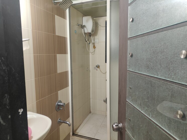 Bathroom, g-k-roseland-residency 3 Bedroom 2500 Sq.Ft. Villa In Pimple Saudagar Pune 9582669