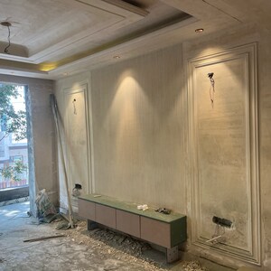 Building Lobby in 3 BHK Builder Floor at BPTP District Phase 2, Sector 84 – for Sale