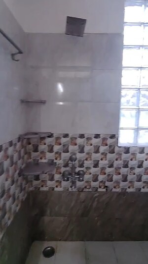 Bathroom in 1 BHK Builder Floor at Sector 24 – for Rent