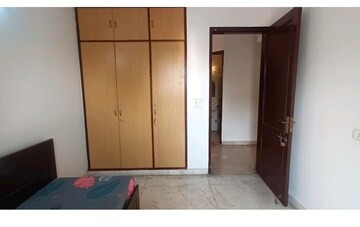 Room in 3 BHK Builder Floor at Lajpat Nagar Iii – for Sale