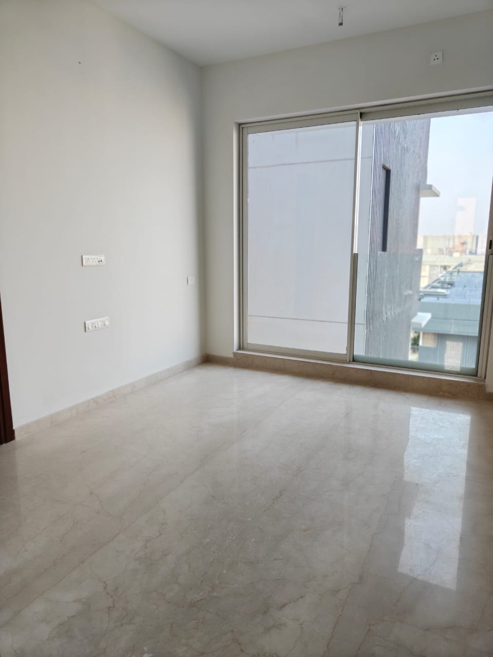 3 BHK Apartment For Sale in Courtyard by Narang Realty and The Wadhwa Group