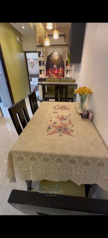 Bedroom in 2 BHK Apartment at Lodha Amara, Kolshet Road – for Rent