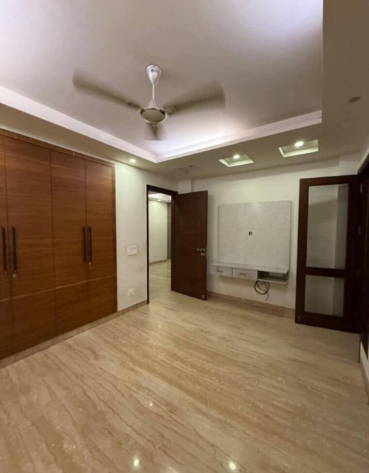 Master Bedroom, kalkaji 3 Bedroom 2500 Sq.Ft. Builder Floor In Kalkaji Delhi 9582722