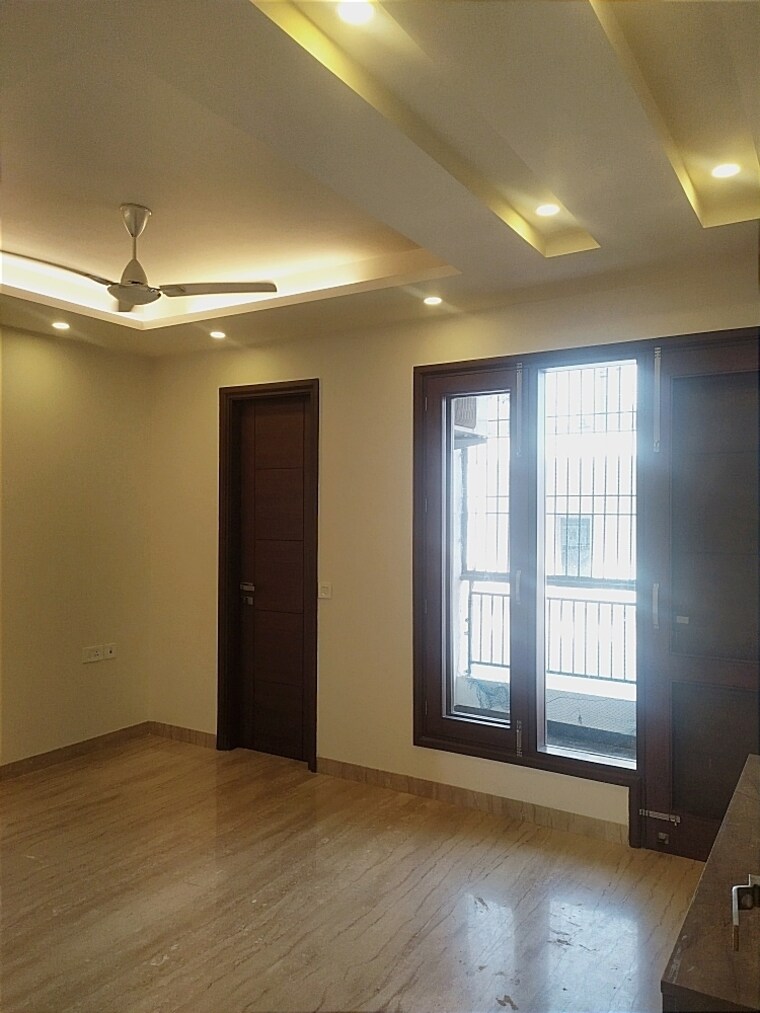 Master Bedroom, kalkaji 3 Bedroom 2500 Sq.Ft. Builder Floor In Kalkaji Delhi 9582722