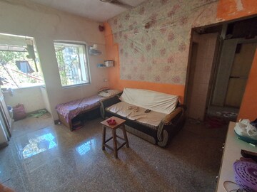 3 BHK Builder Floor For Rent in Malad East