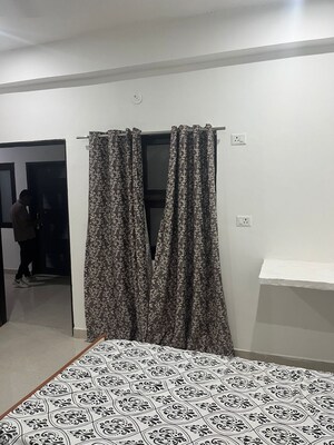 Bedroom in 1.5 BHK Builder Floor at Sai Kutir Sector 49, Sector 49 – for Rent