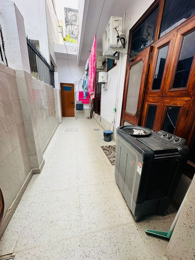 Balcony, the-nest-noida 2 Bedroom 950 Sq.Ft. Builder Floor In Sector 31 Noida 9582745